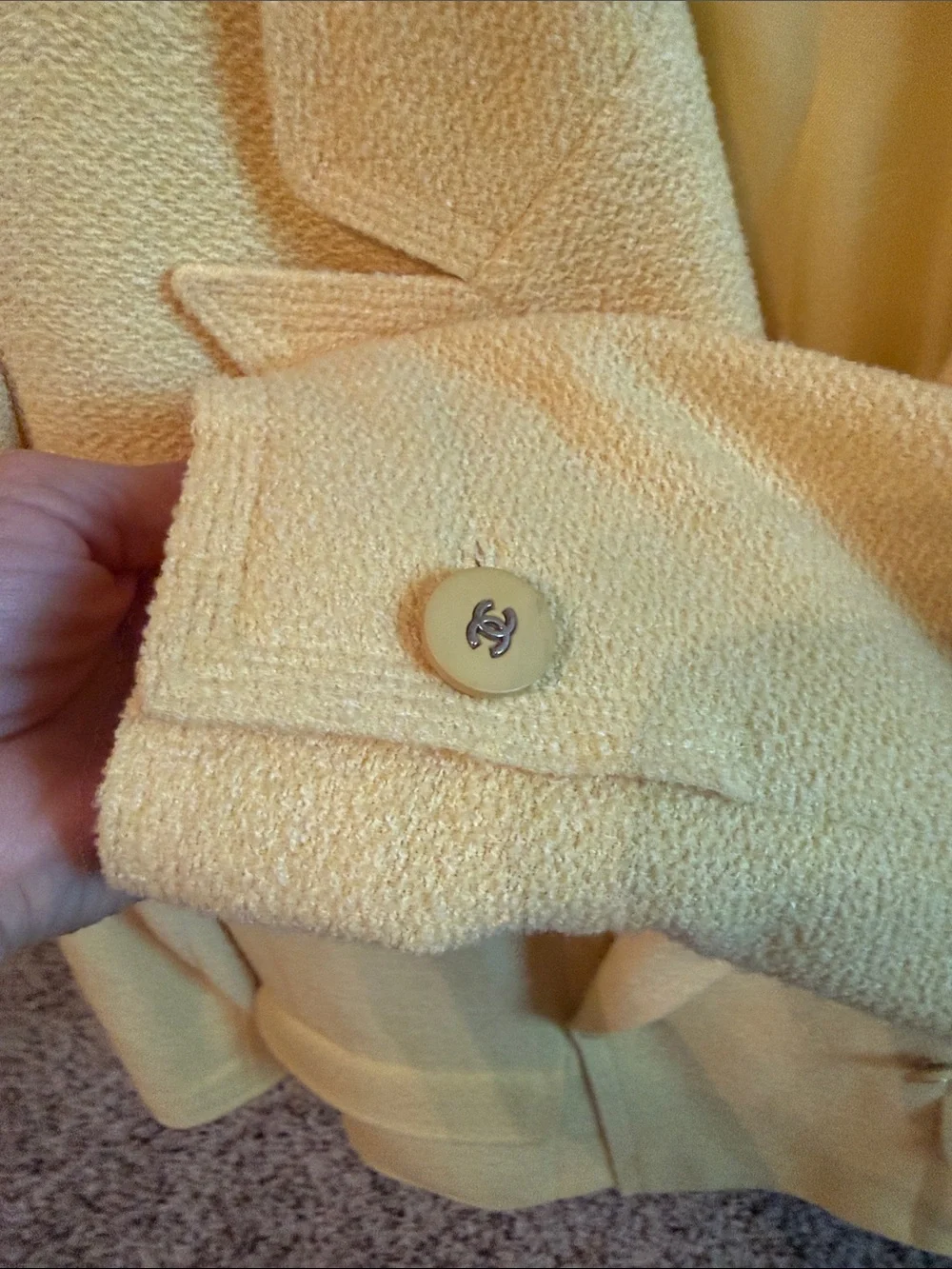 CHANEL Boutique Pale Yellow Boucle Tweed Blazer